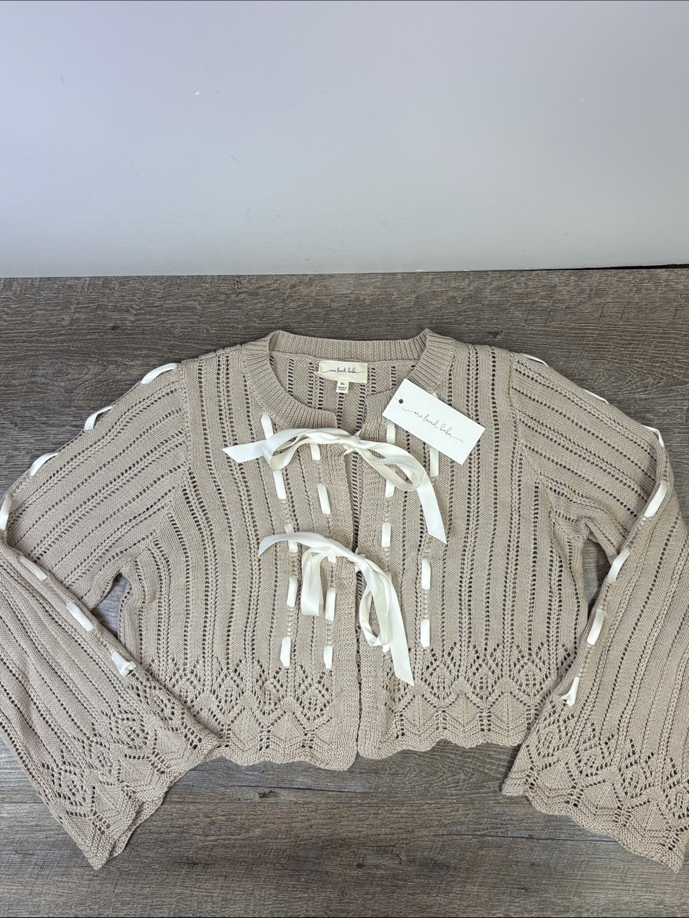 Me Loved Babe Falling For You Cropped Cardigan Sweater Oatmeal XL NWT